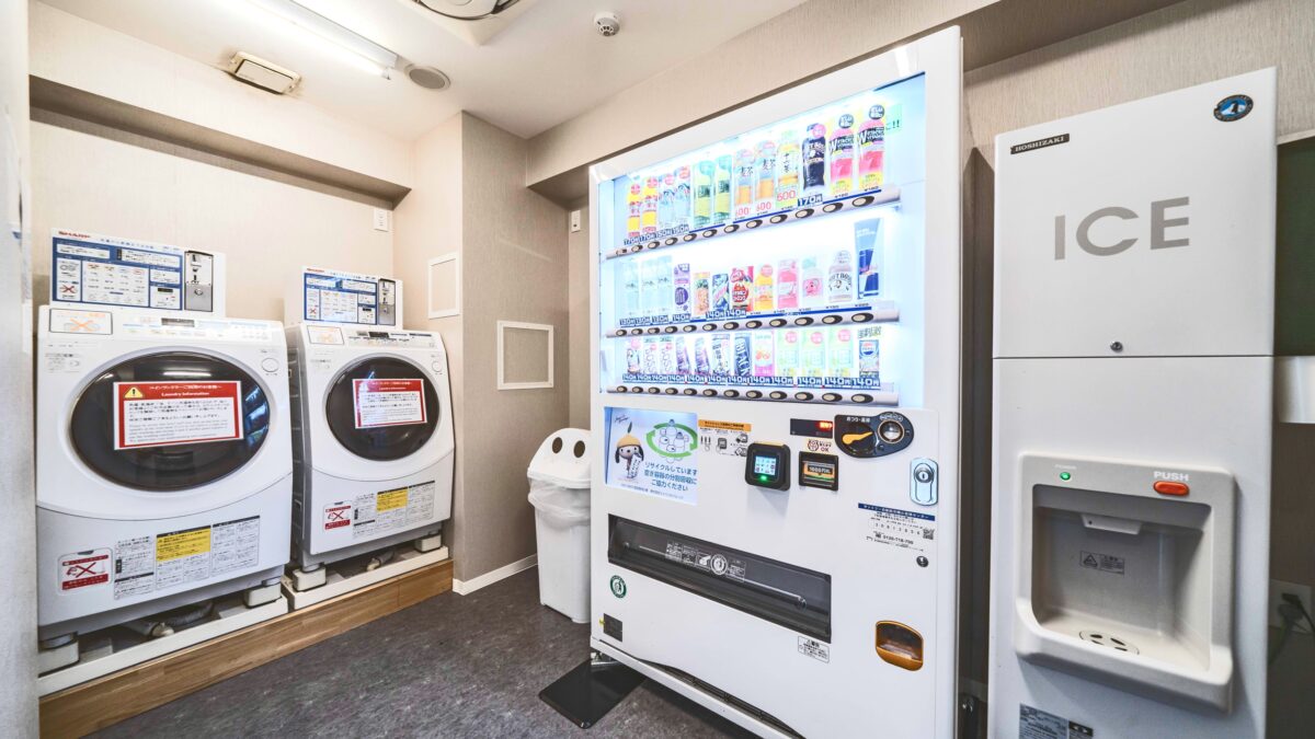 コインランドリー、自販機コーナー