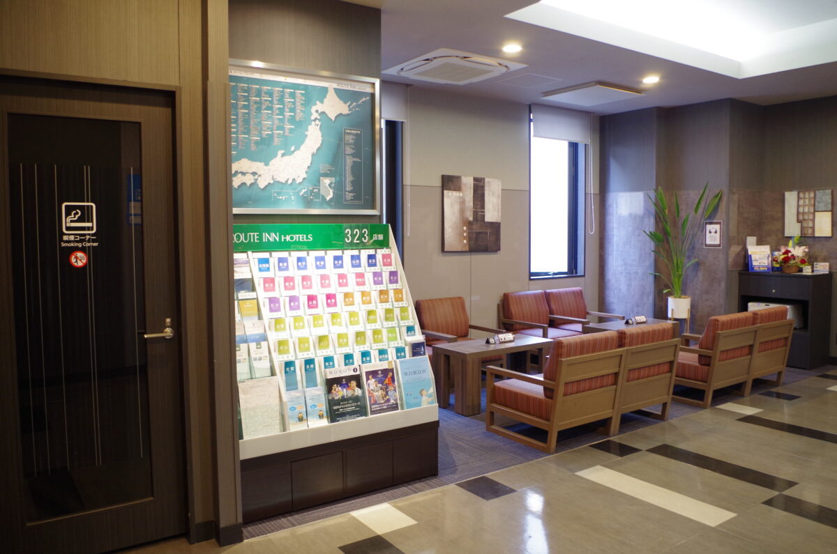 喫煙コーナー ≪1階・3階・5階にございます≫