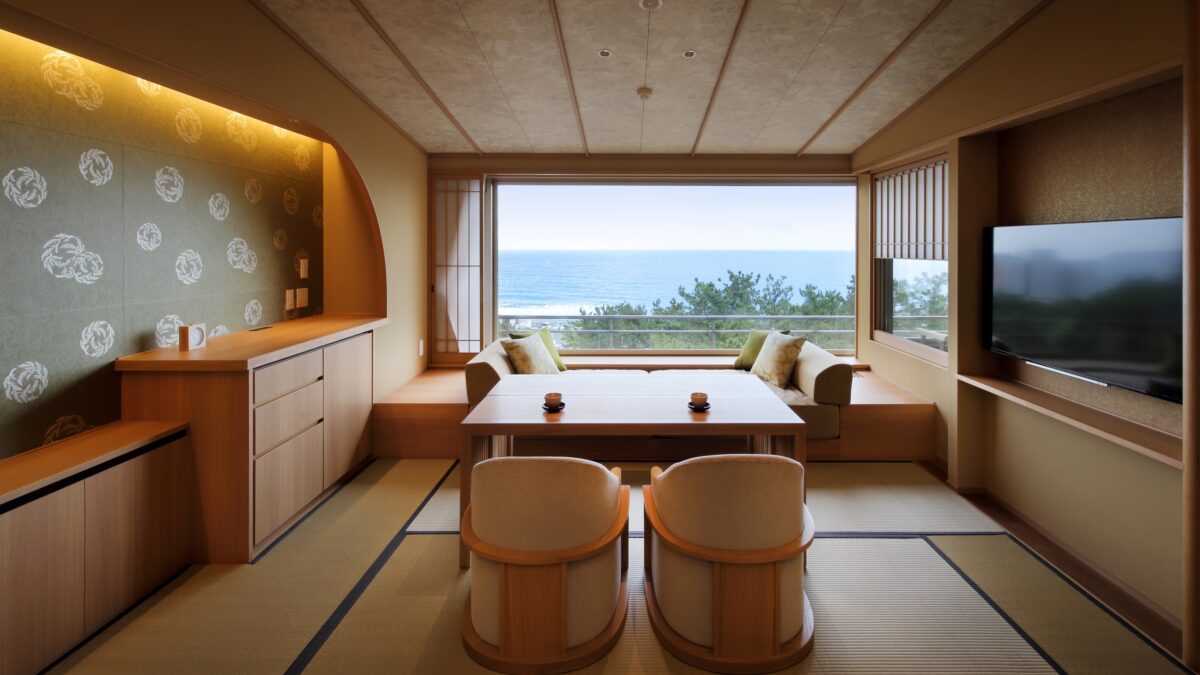 鴨川館 photo