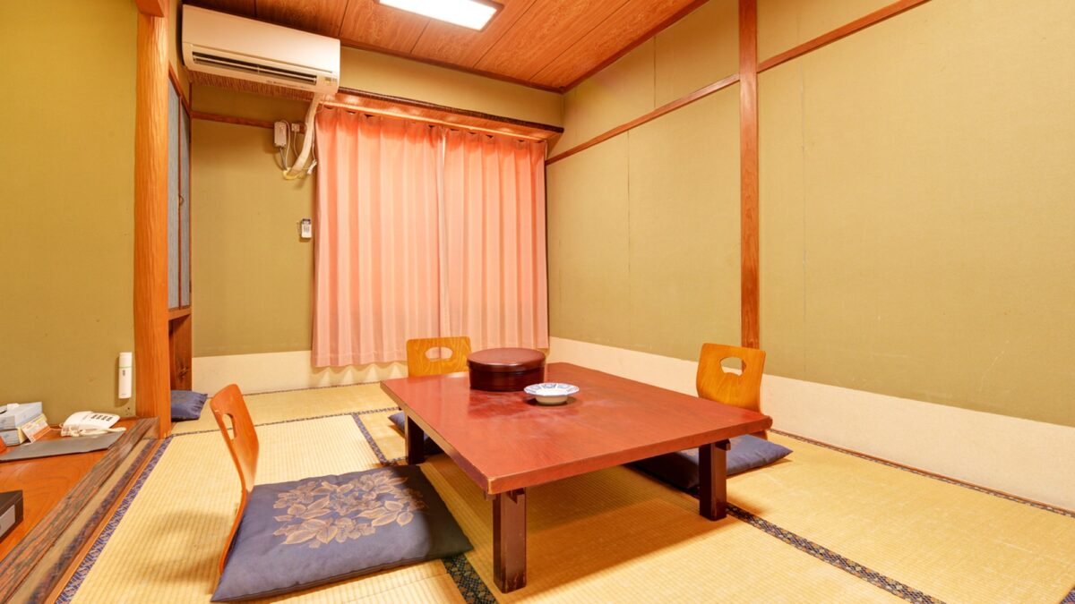 八幡浜センチュリーホテル イトー photo