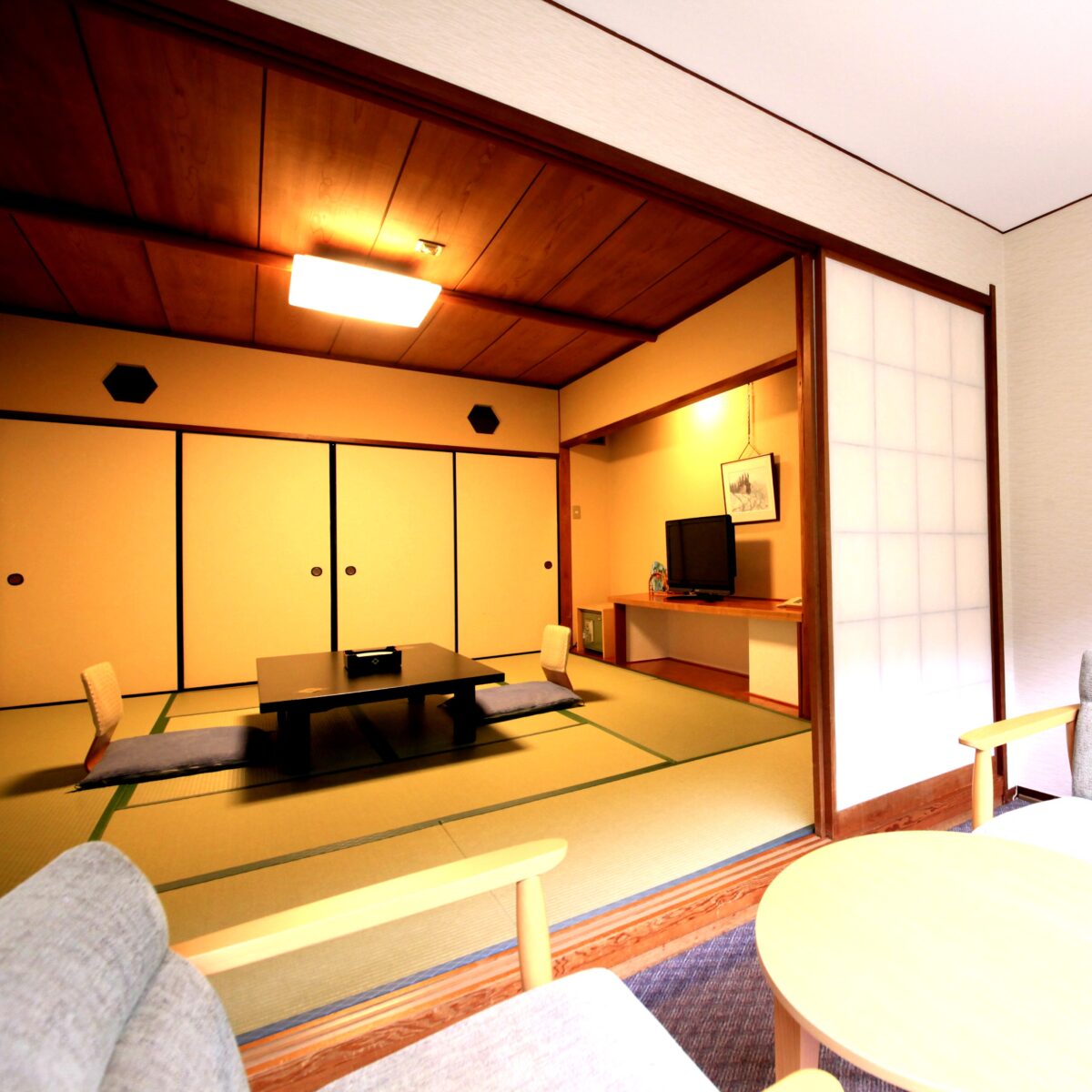箱根湯本温泉 ホテルおくゆもと photo