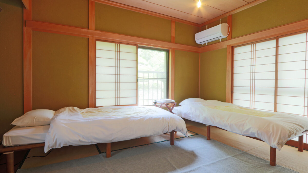 ｇｕｅｓｔｈｏｕｓｅ ｃｏｓｍｏｓ photo