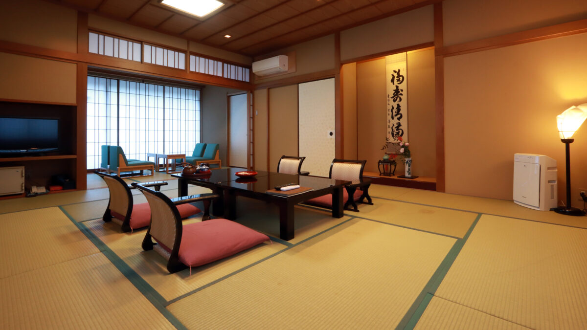 下呂温泉 まごころと味の宿 吉泉館 竹翠亭 photo
