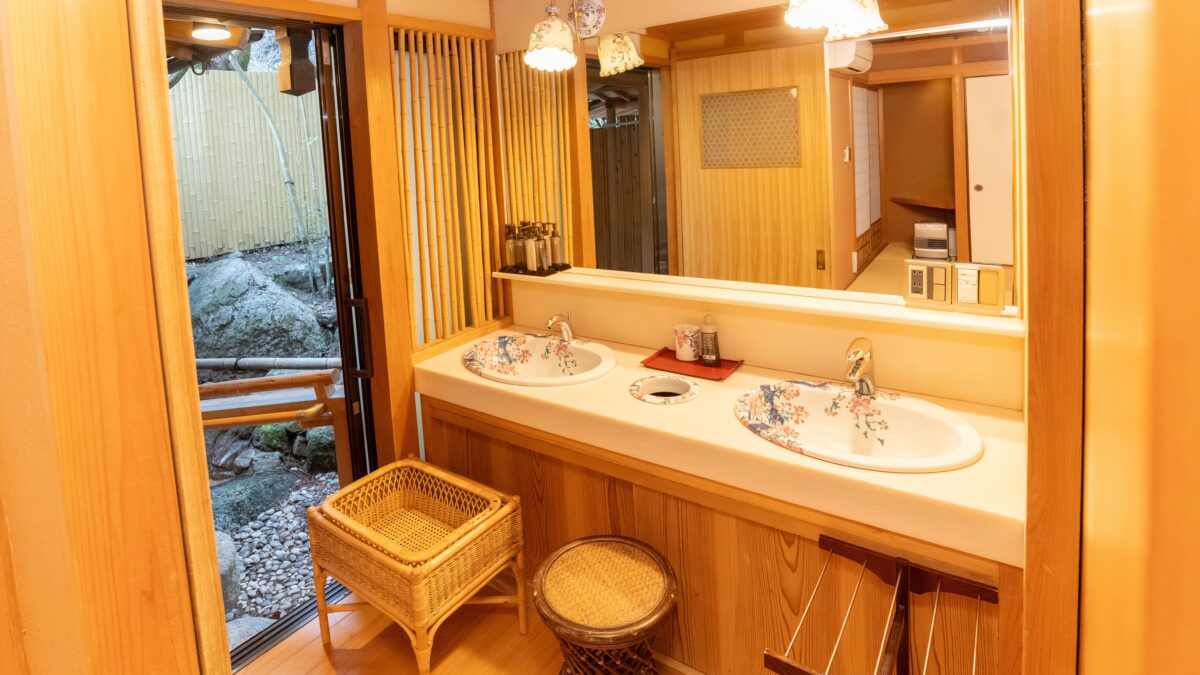 秋月温泉 料亭旅館 清流庵 photo