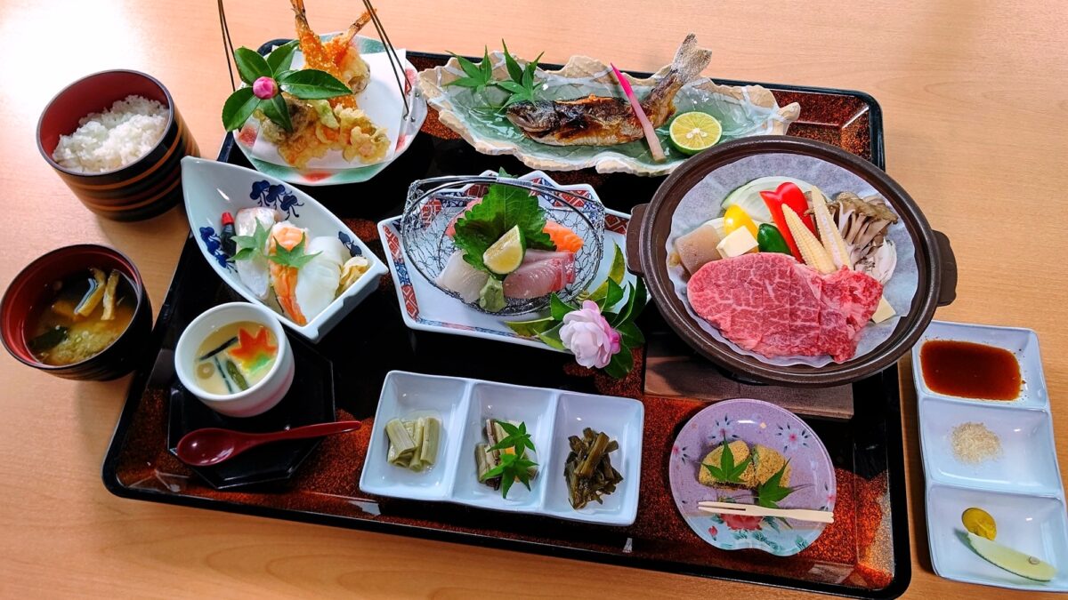 もみじ川温泉 photo