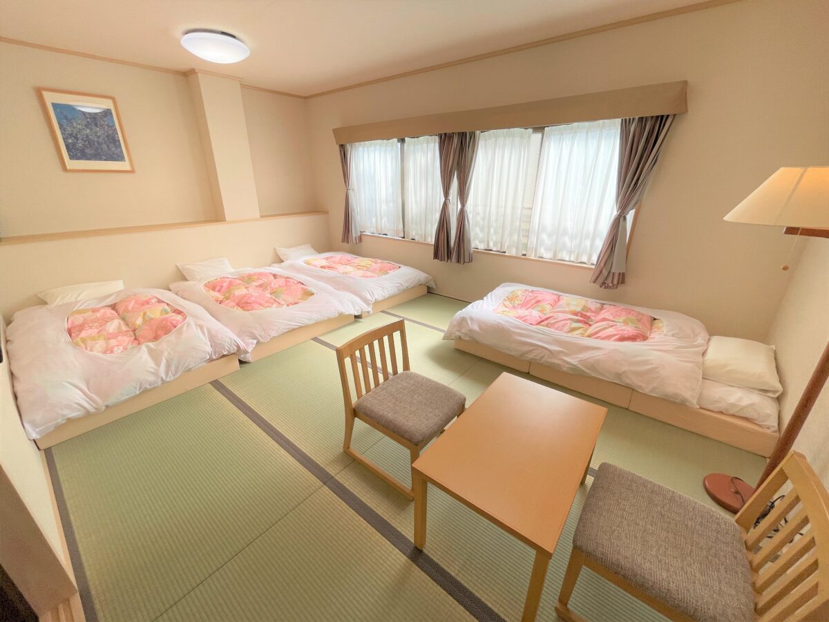 信貴山観光ホテル photo