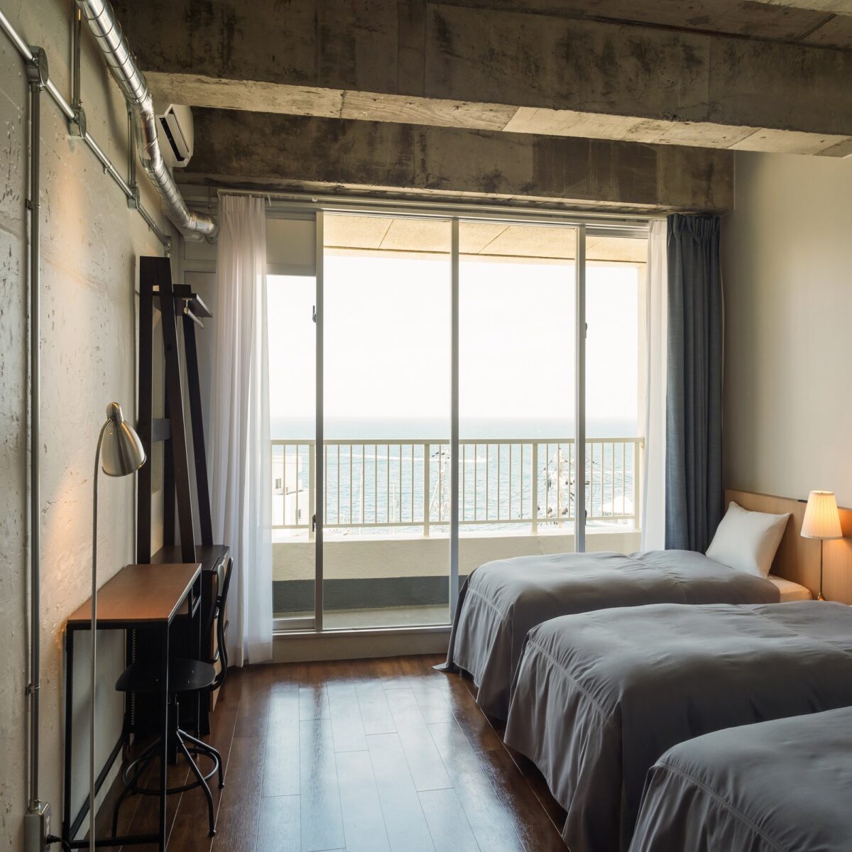 ＳＨＩＲＡＨＡＭＡ ＫＥＹ ＴＥＲＲＡＣＥ ＳＥＡＭＯＲＥ ＲＥＳＩＤＥＮＣＥ photo