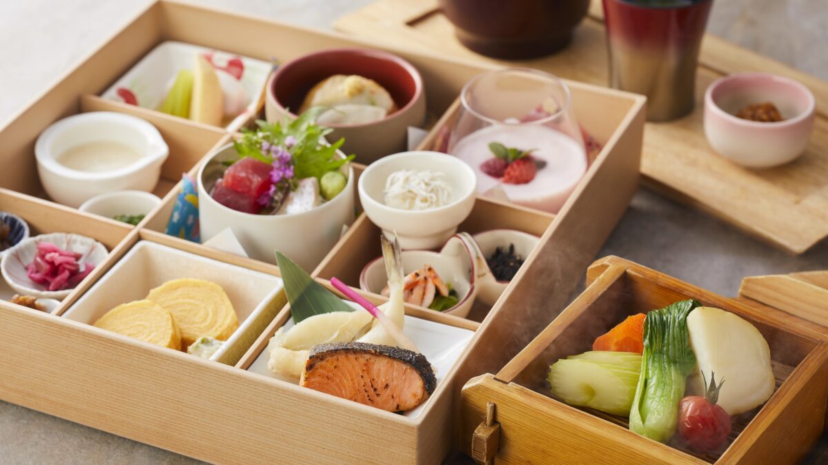 朝食