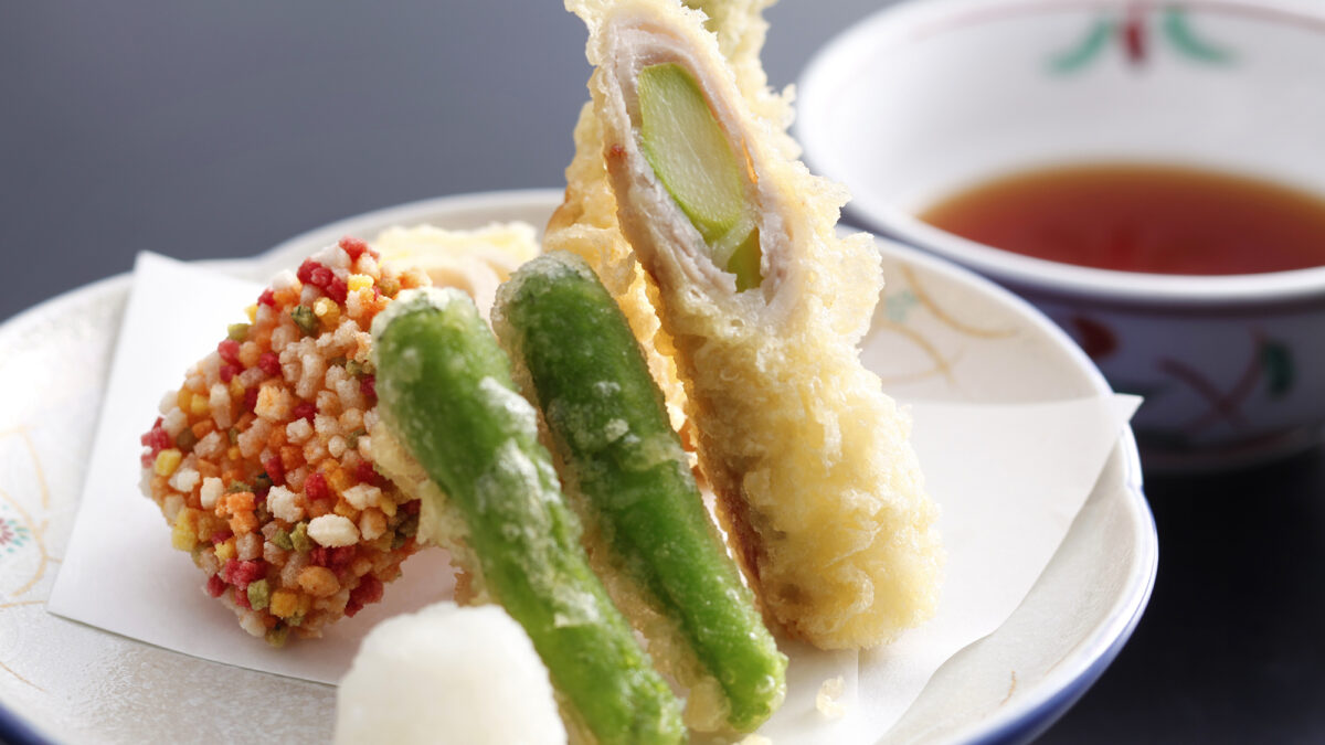 【グルメ会席】アスパラのポーク巻き～海老と旬野菜の天麩羅～