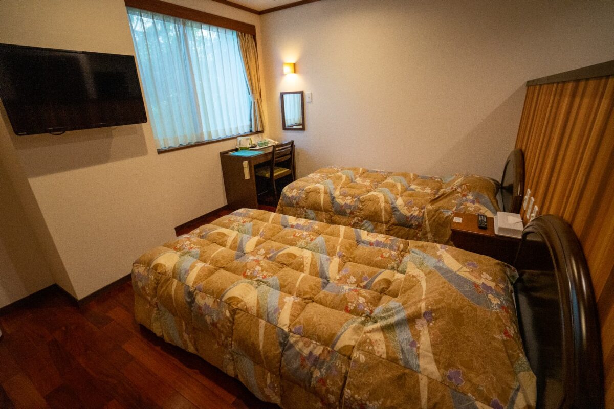 天然温泉と縄文の宿「まんてん」 ＜屋久島＞ photo