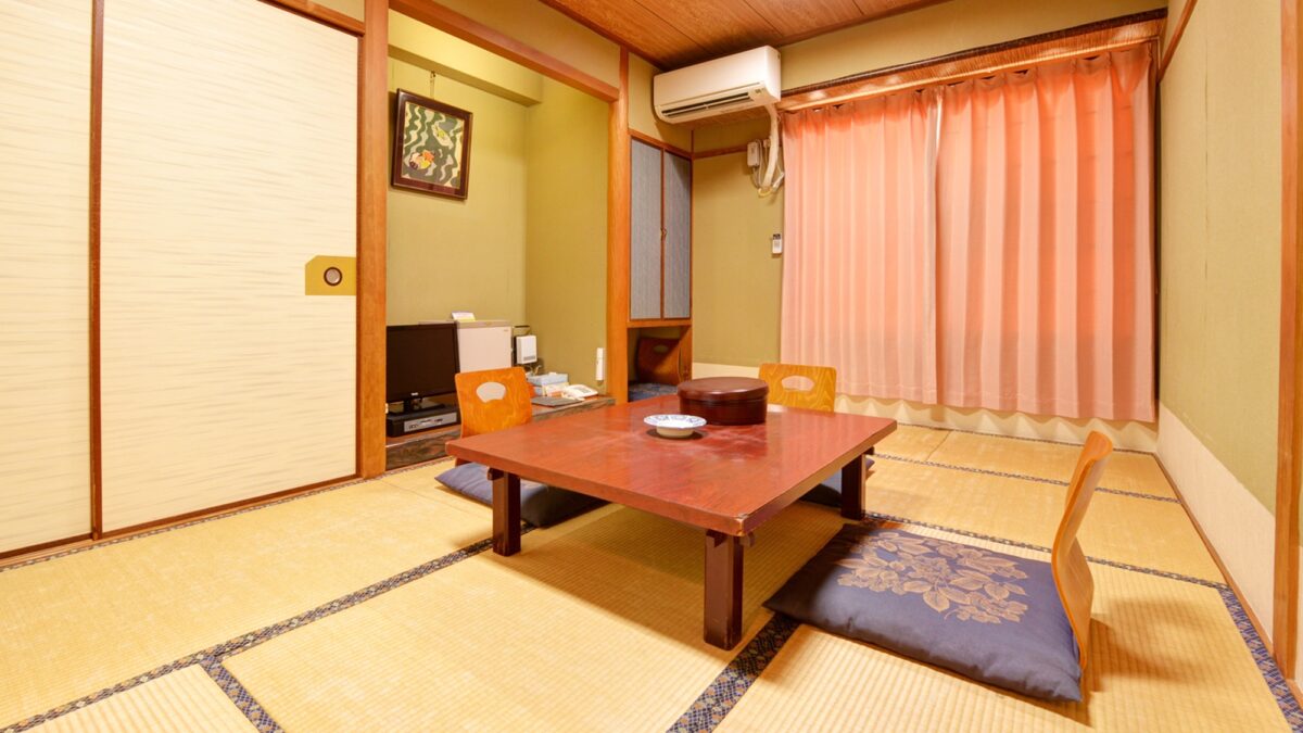 八幡浜センチュリーホテル イトー photo