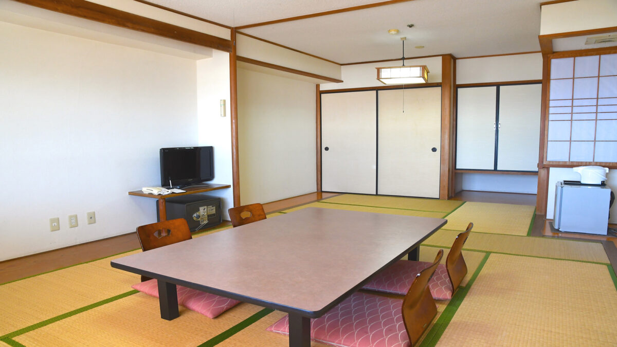 味覚と眺望の宿 ホテル南海荘 photo