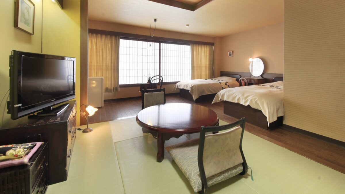 弥彦温泉 四季の宿 みのや photo