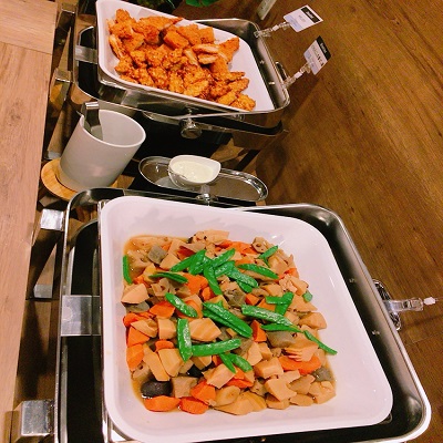 和洋のバイキング朝食★ごはん派、パン派、朝は軽め派、がっつり派の方も、豊富にご用意してい