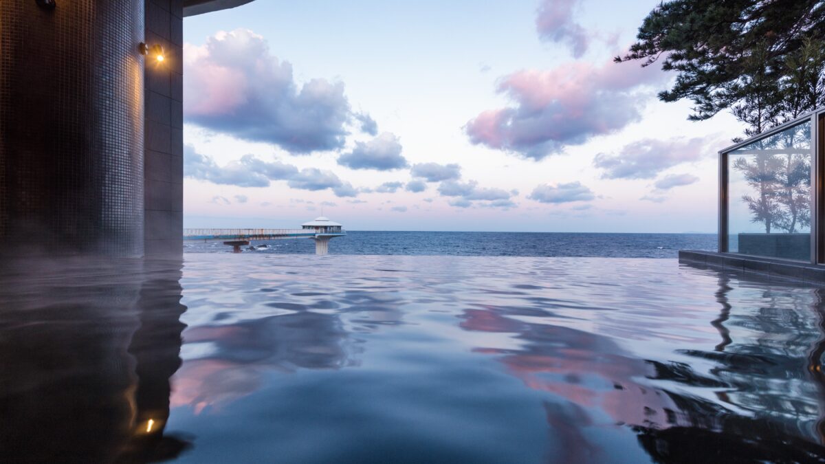 ＳＨＩＲＡＨＡＭＡ ＫＥＹ ＴＥＲＲＡＣＥ ＨＯＴＥＬ ＳＥＡＭＯＲＥ（ホテルシーモア） photo