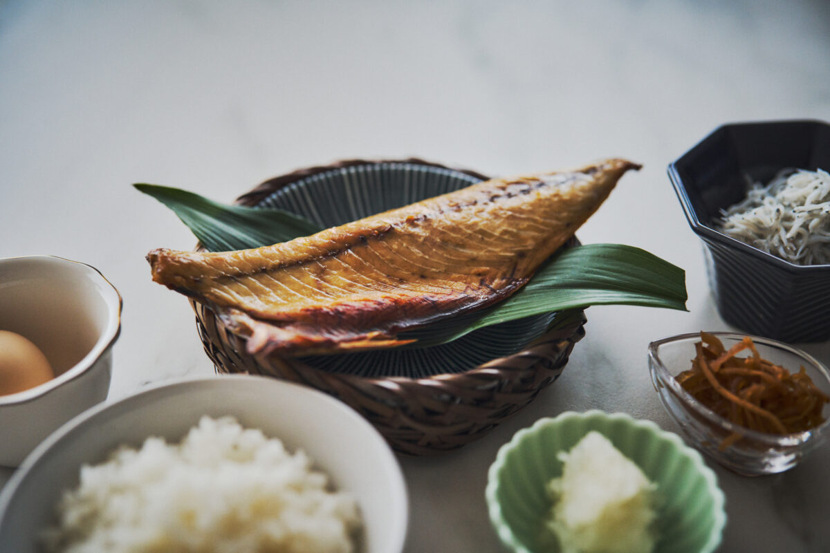 朝食