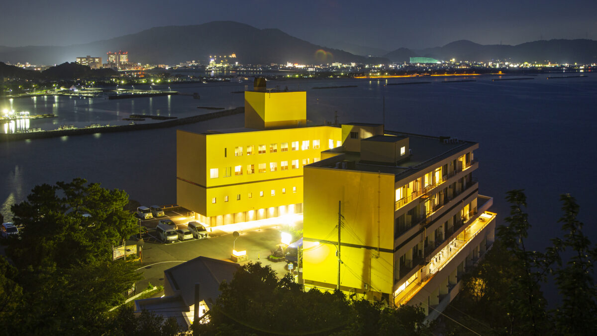 和歌の浦温泉 萬波 ＭＡＮＰＡ ＲＥＳＯＲＴ photo