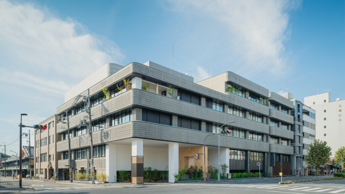 ホテル カンラ 京都 photo