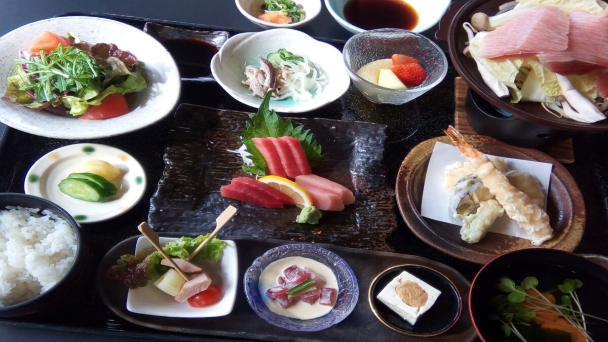 ホテル なはり photo
