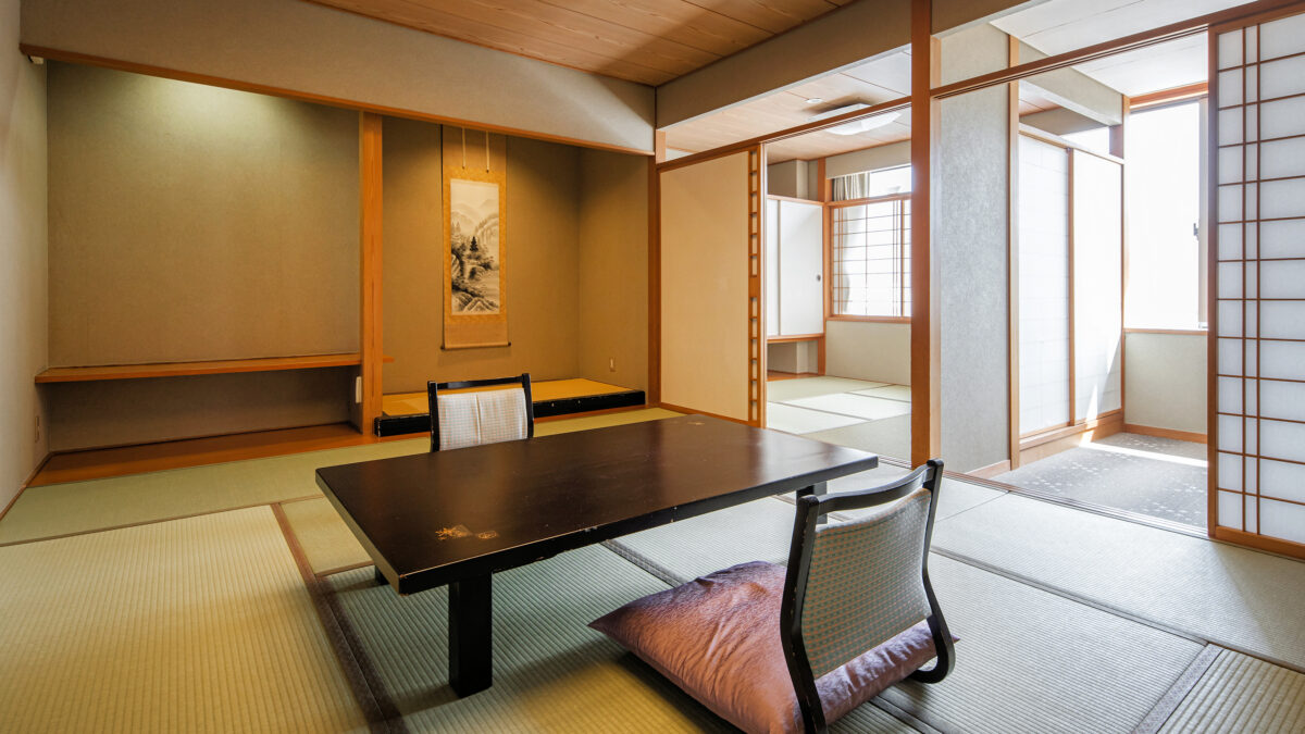 老神温泉 源泉湯の宿 紫翠亭 photo