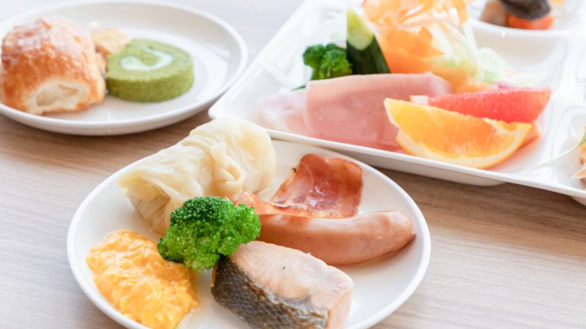 朝食ビュッフェ（別角度 2）
