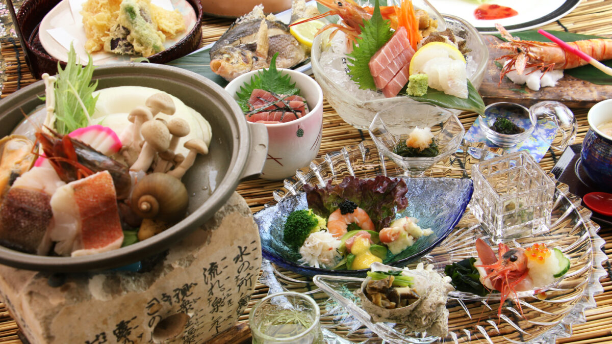 ごいし荘別邸 海さんぽ ７室限定のこだわり海鮮とおもてなしの宿 photo