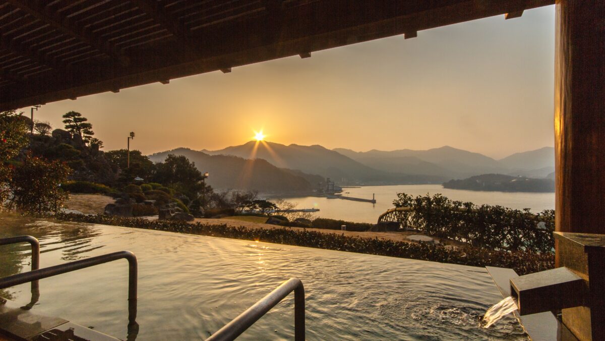 萩温泉郷 日本海を一望する絶景の宿 萩観光ホテル photo