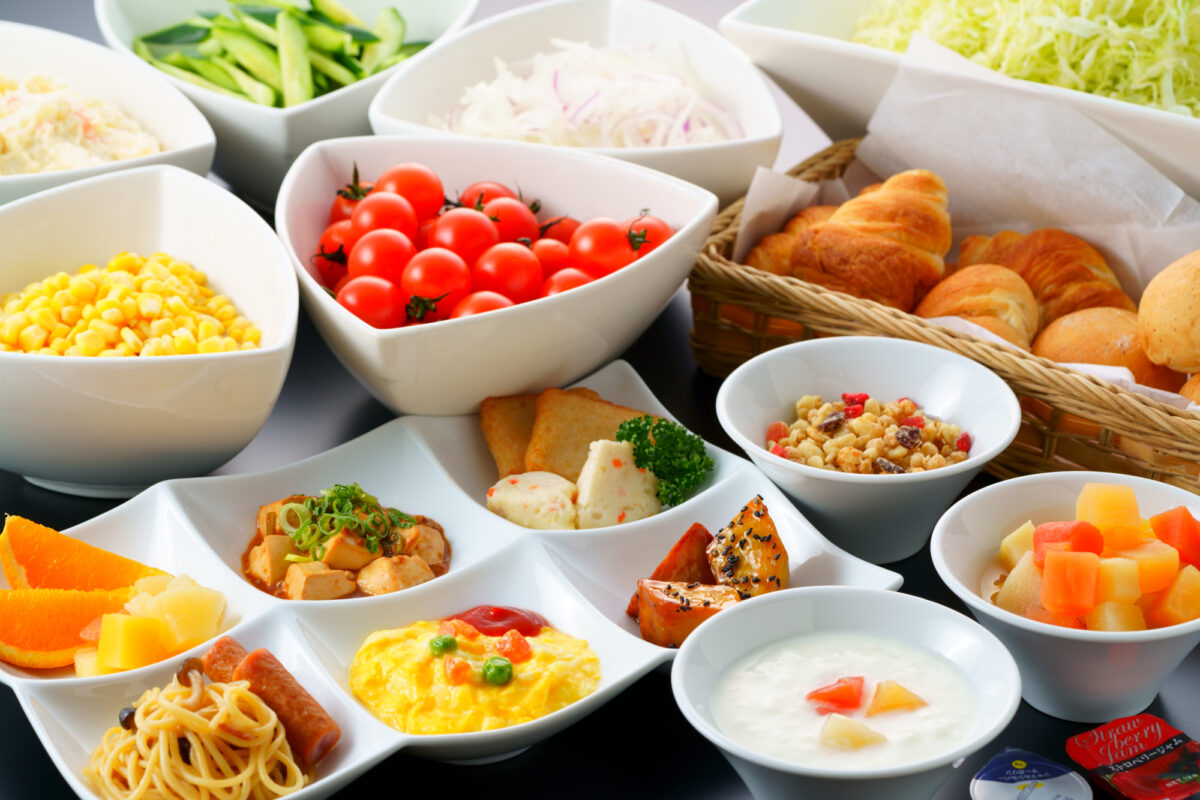 朝食バイキング（別角度 2）