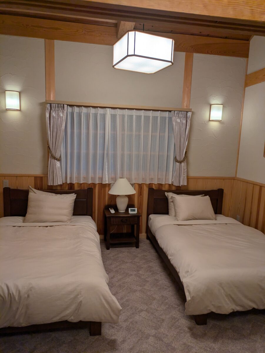 石見銀山の真ん中に佇む宿 ゆずりは photo