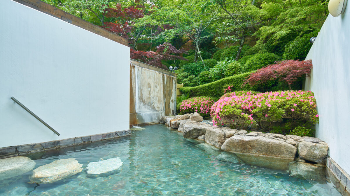 玉名温泉 1350坪の日本庭園の宿 尚玄山荘 photo