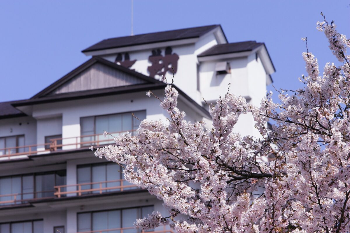 伝承千年の宿 佐勘 photo
