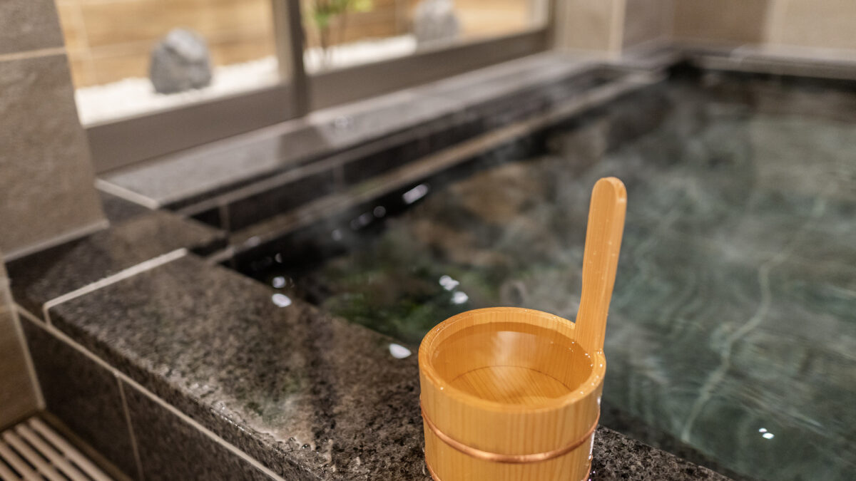 天然温泉 百万石の湯 スーパーホテル矢巾駅東口 photo