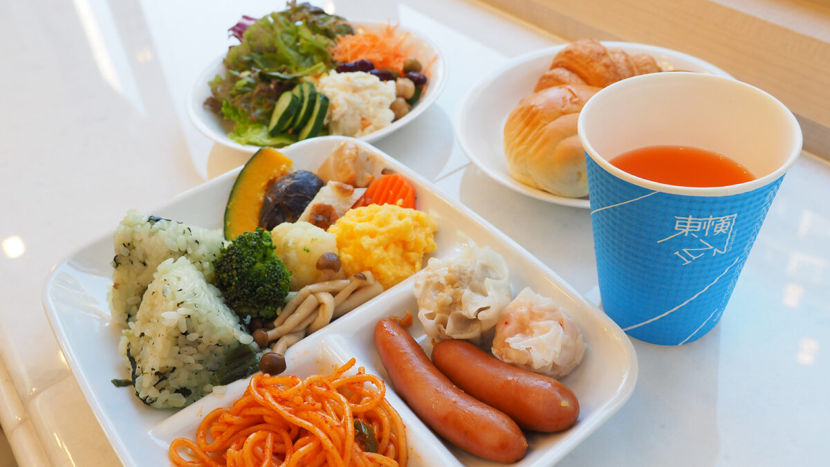 朝食（別角度 3）