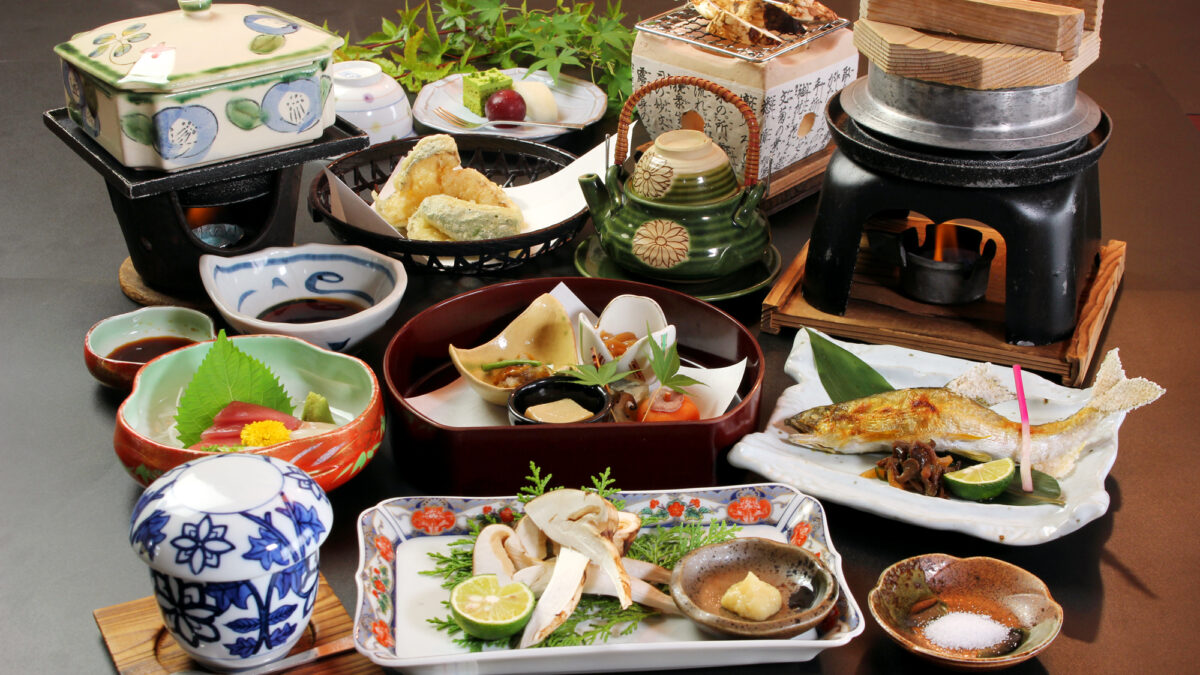 秋の味覚 松茸会席（別角度 2）