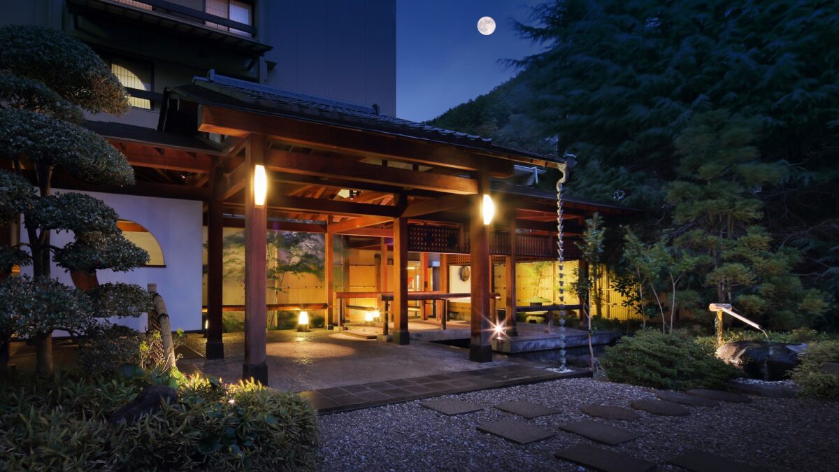 戸倉上山田温泉 クラブウィンダム千曲館長野 photo