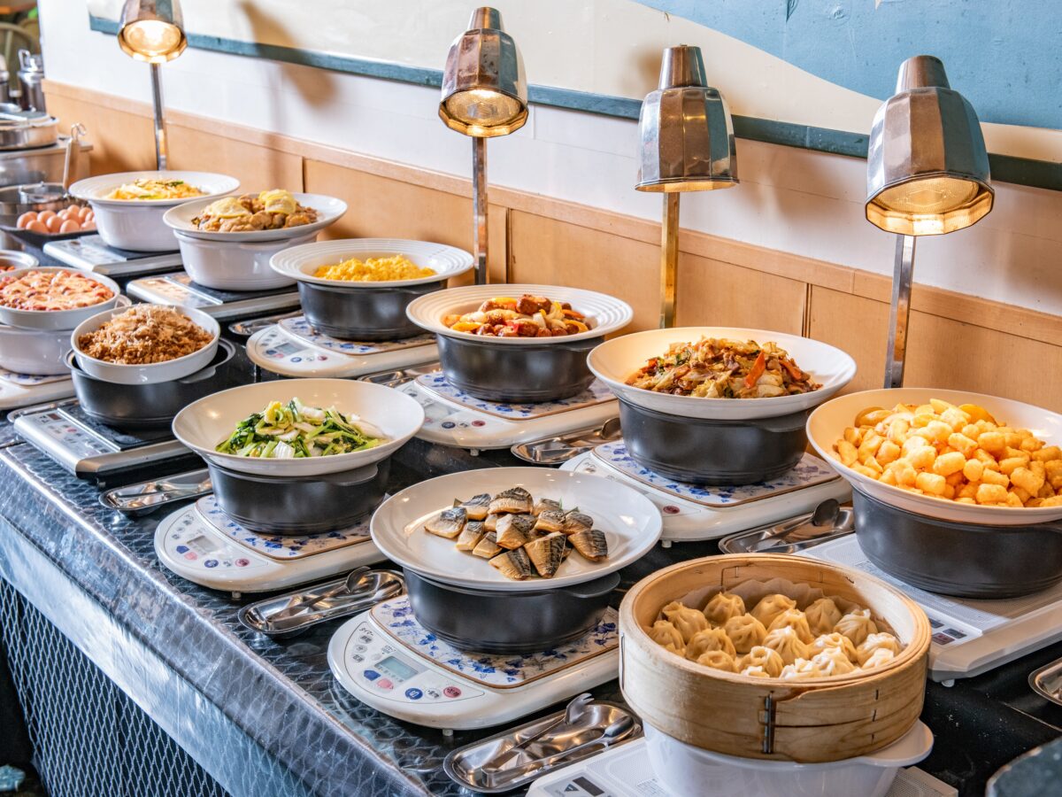 【朝食ビュッフェ】和朝食から洋朝食そしてスイーツ、様々なジャンルを取り揃えて降ります
