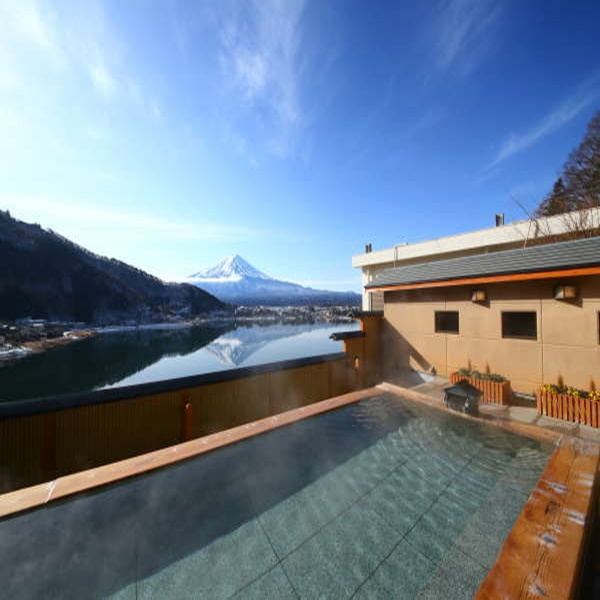 逆さ富士を望む湖畔の絶景宿 湖楽おんやど富士吟景 photo