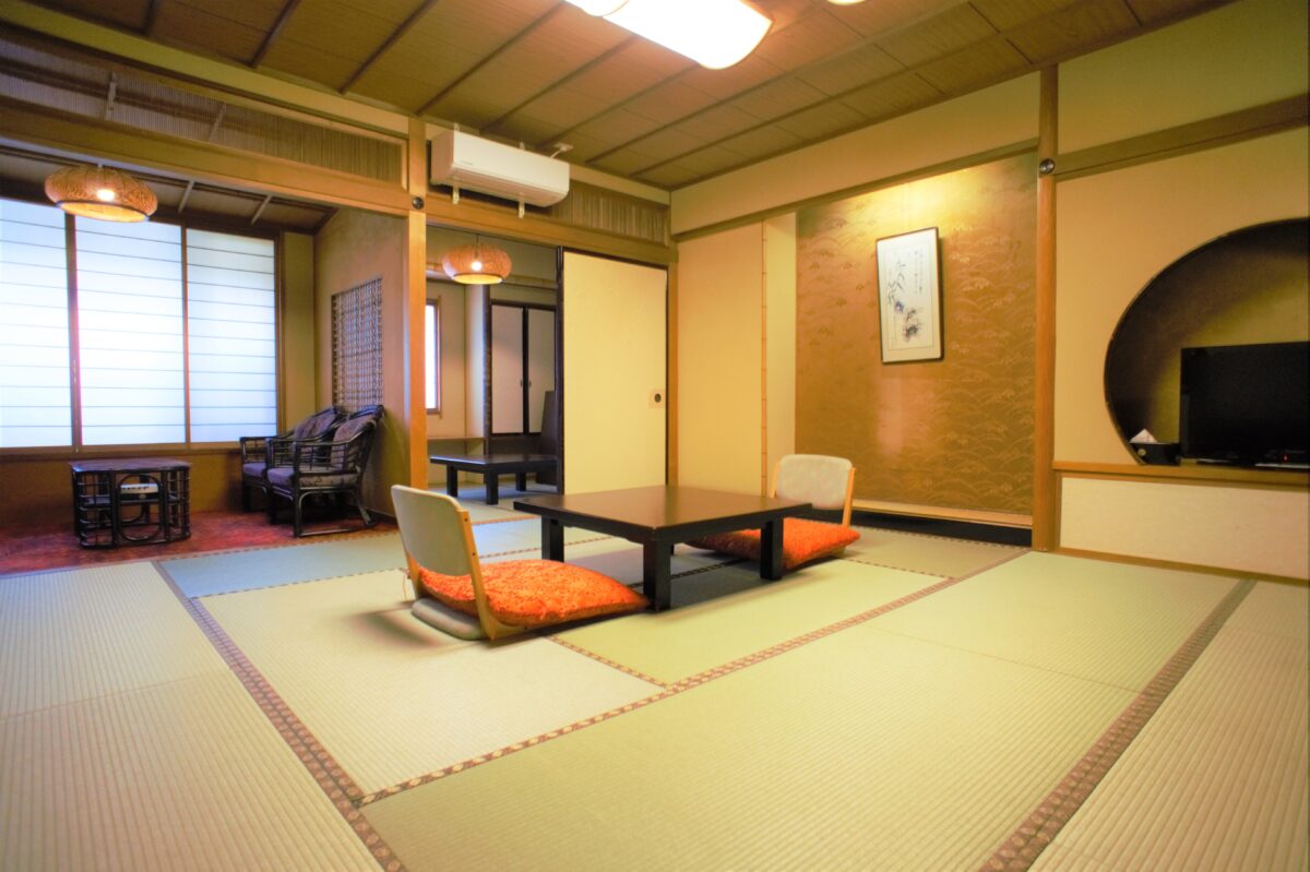 山代温泉 雄山閣（ＢＢＨホテルグループ） photo