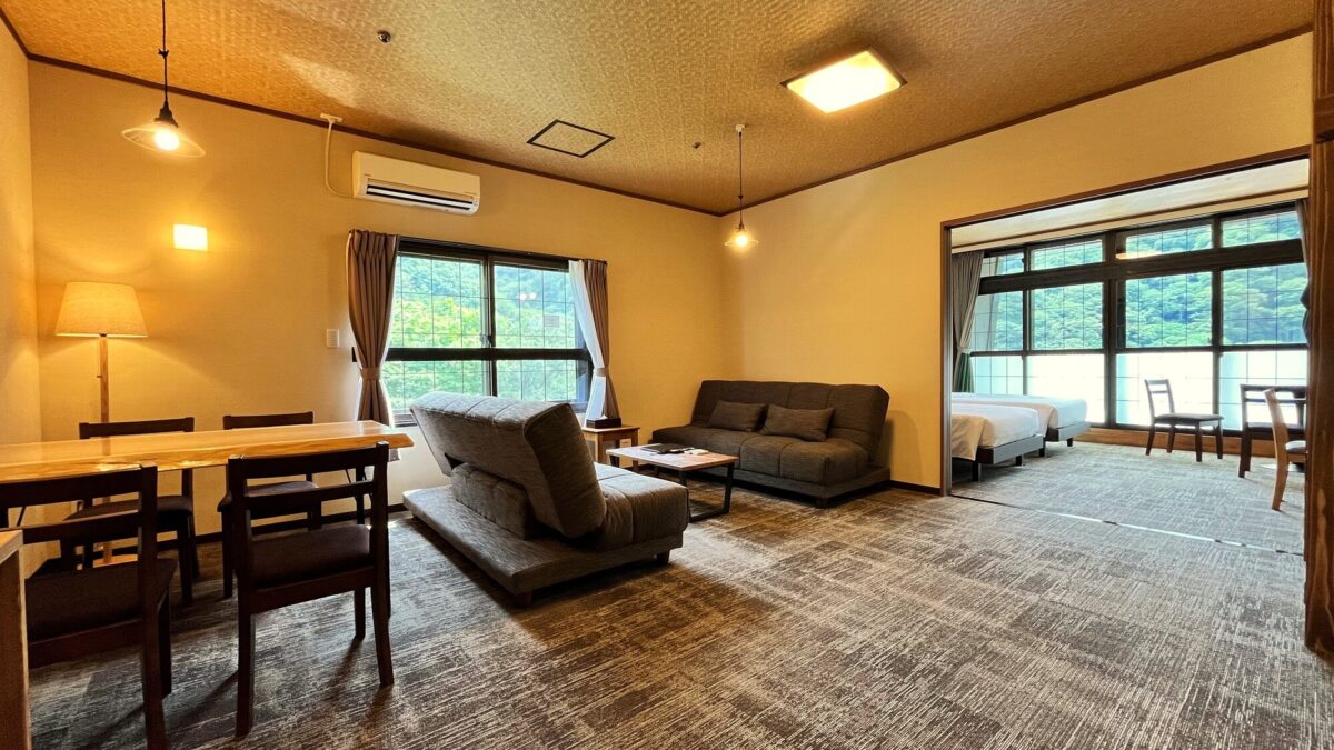 会津東山温泉 くつろぎ宿 千代滝 photo