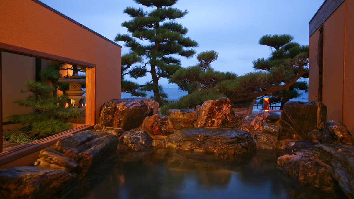 洲本溫泉 飯店ニューアワジ / Sumoto Onsen Hotel New Awaji photo