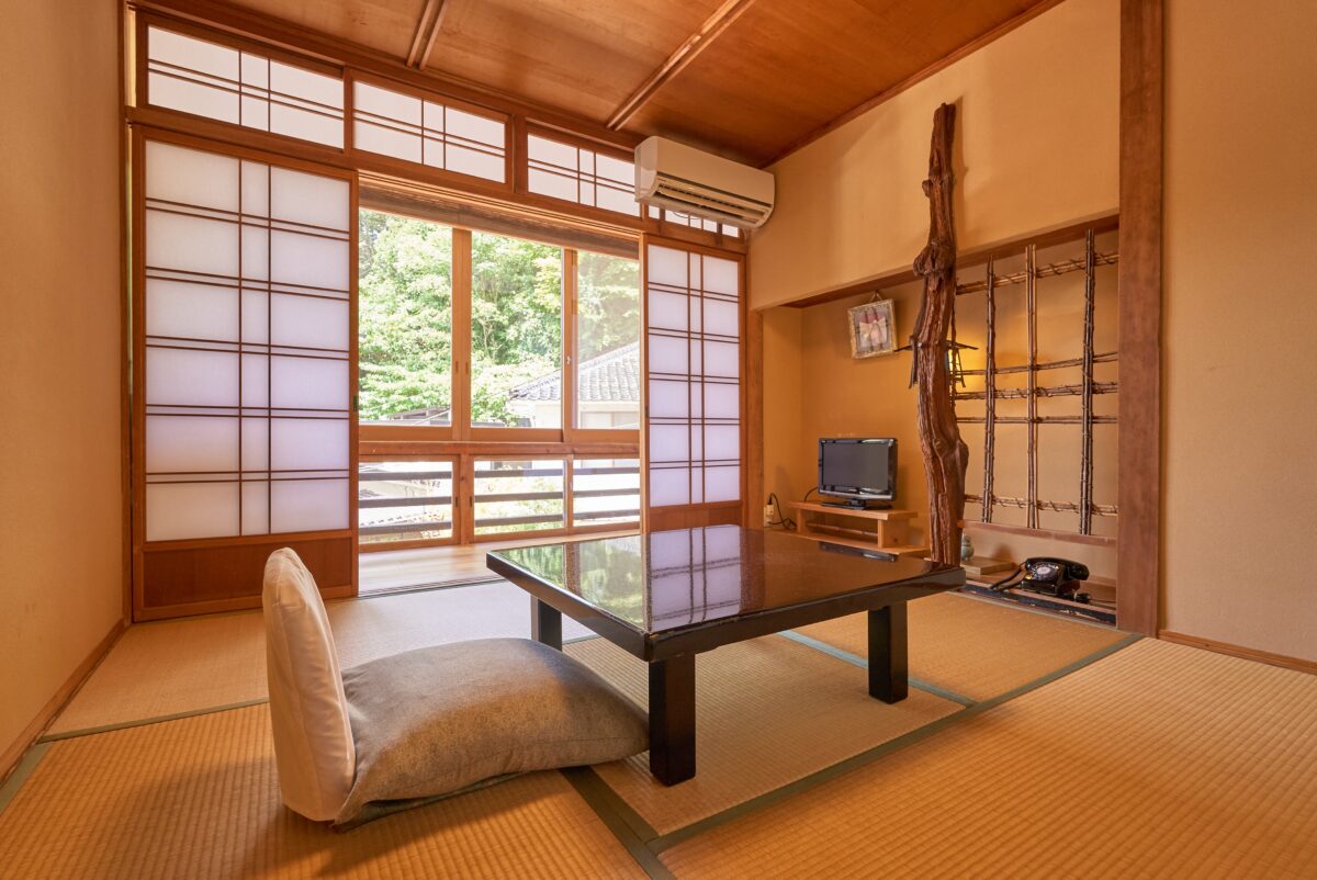 有福温泉 自家源泉の宿・よしだや photo