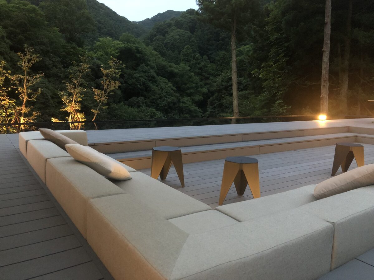 テラス