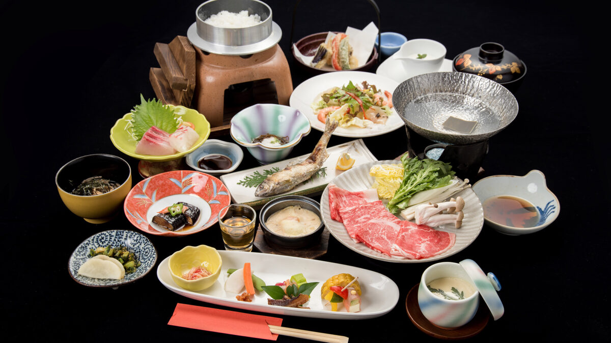 *【夕食一例大分ならではの食材をたっぷり使った品々（別角度 2）