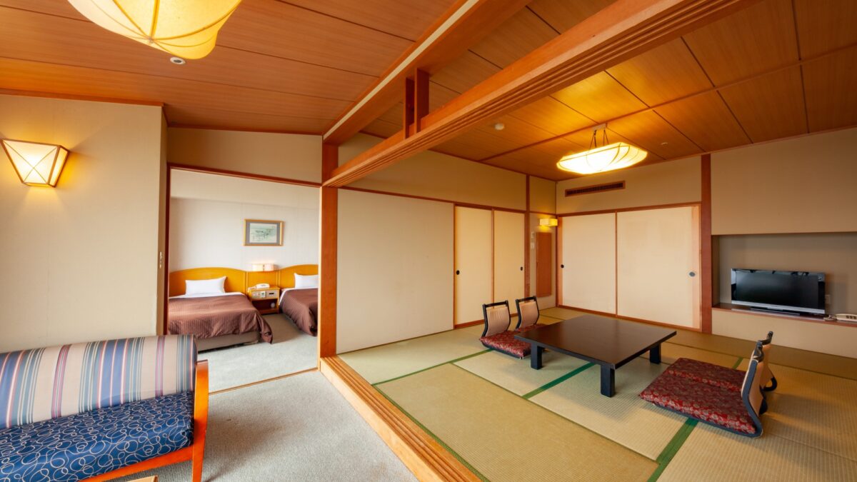 三河湾蒲郡温泉 美白泉 Tの楽園 ホテル竹島 photo