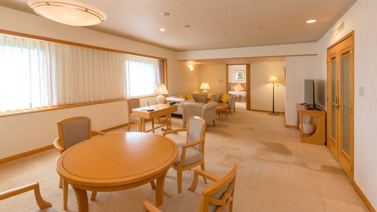 岡山国際ホテル photo