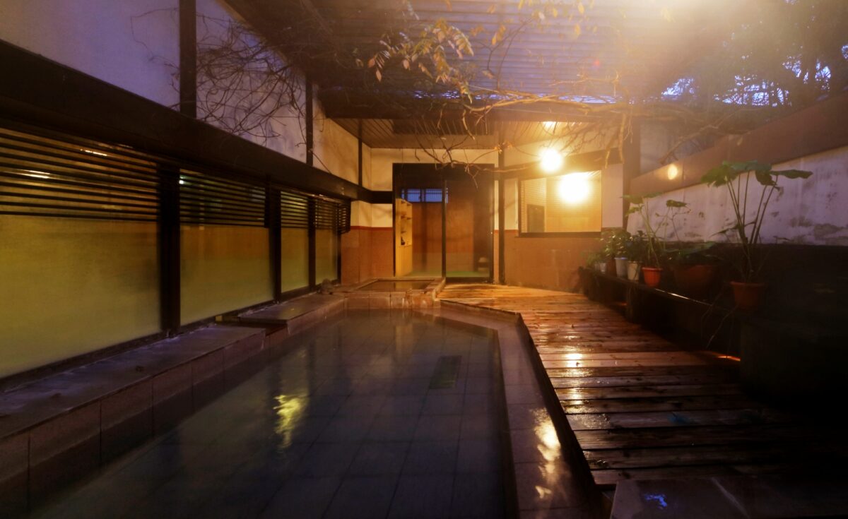 武雄温泉 大正浪漫の宿 京都屋 photo