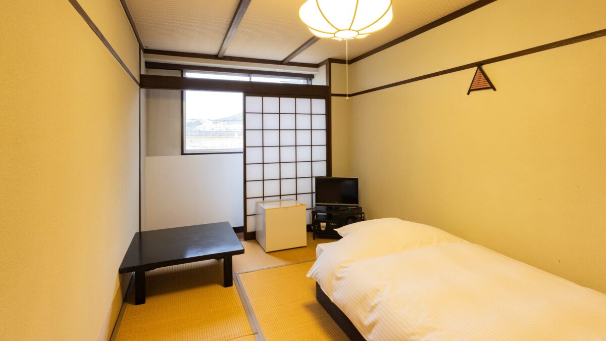武雄温泉 大正浪漫の宿 京都屋 photo