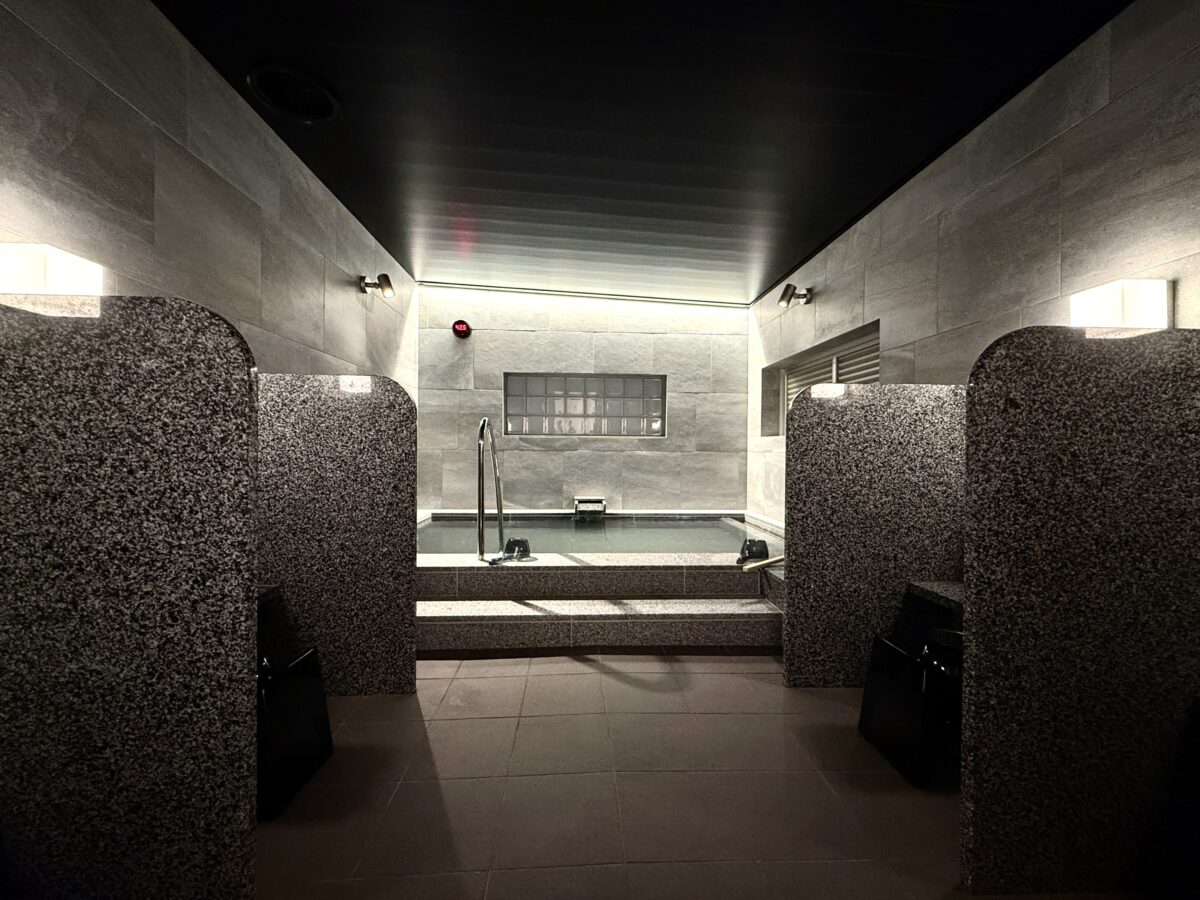 ＢＡＫＥＲＹ ＨＯＴＥＬ ＳＨＩＲＡＨＡＭＡ（ベーカリーホテル シラハマ） photo
