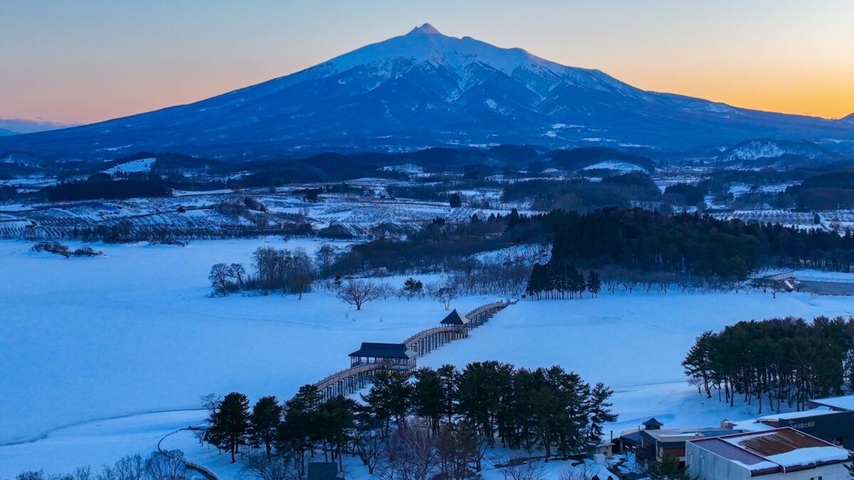 鶴の舞橋