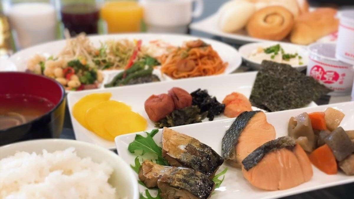 朝食（別角度 4）